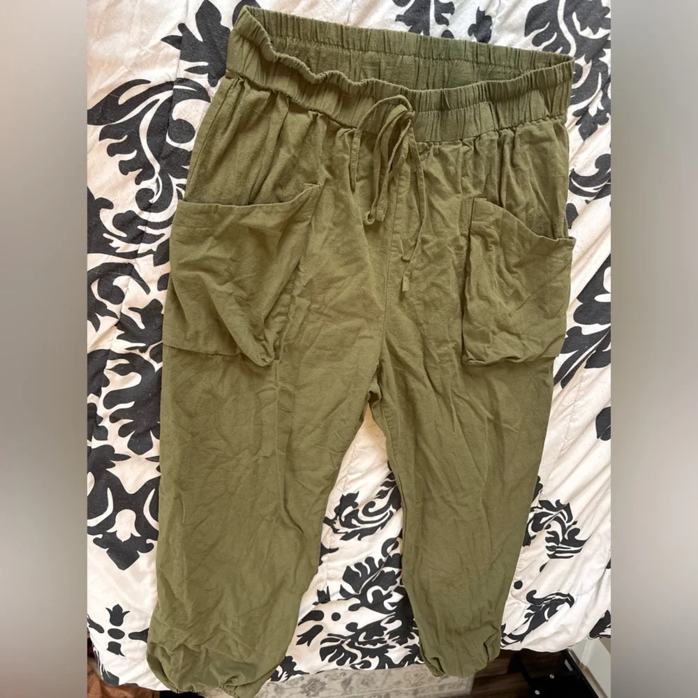 Women’s Olive Green Cargo Jogger Pants